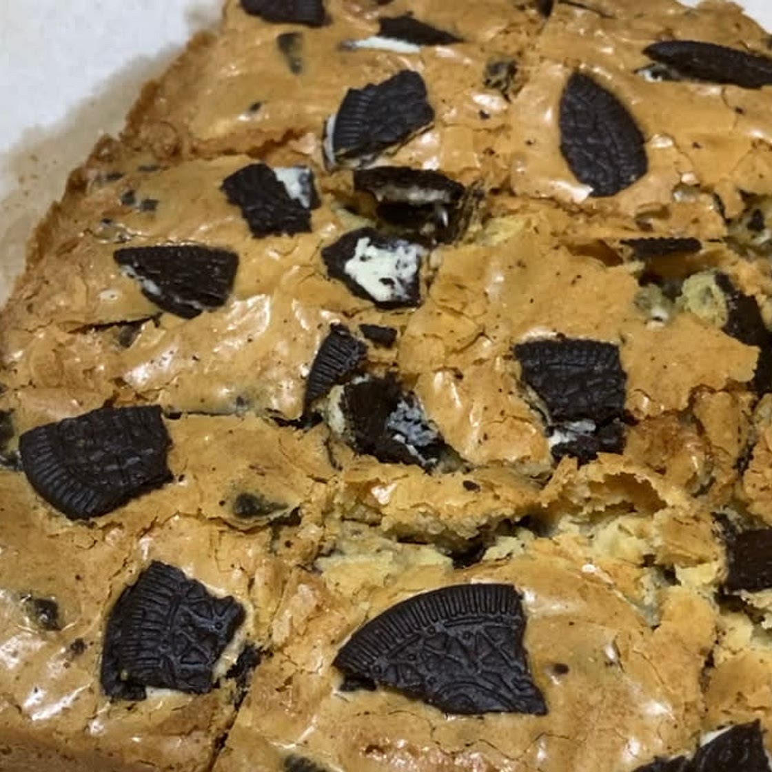 Oreo Cookie Bars