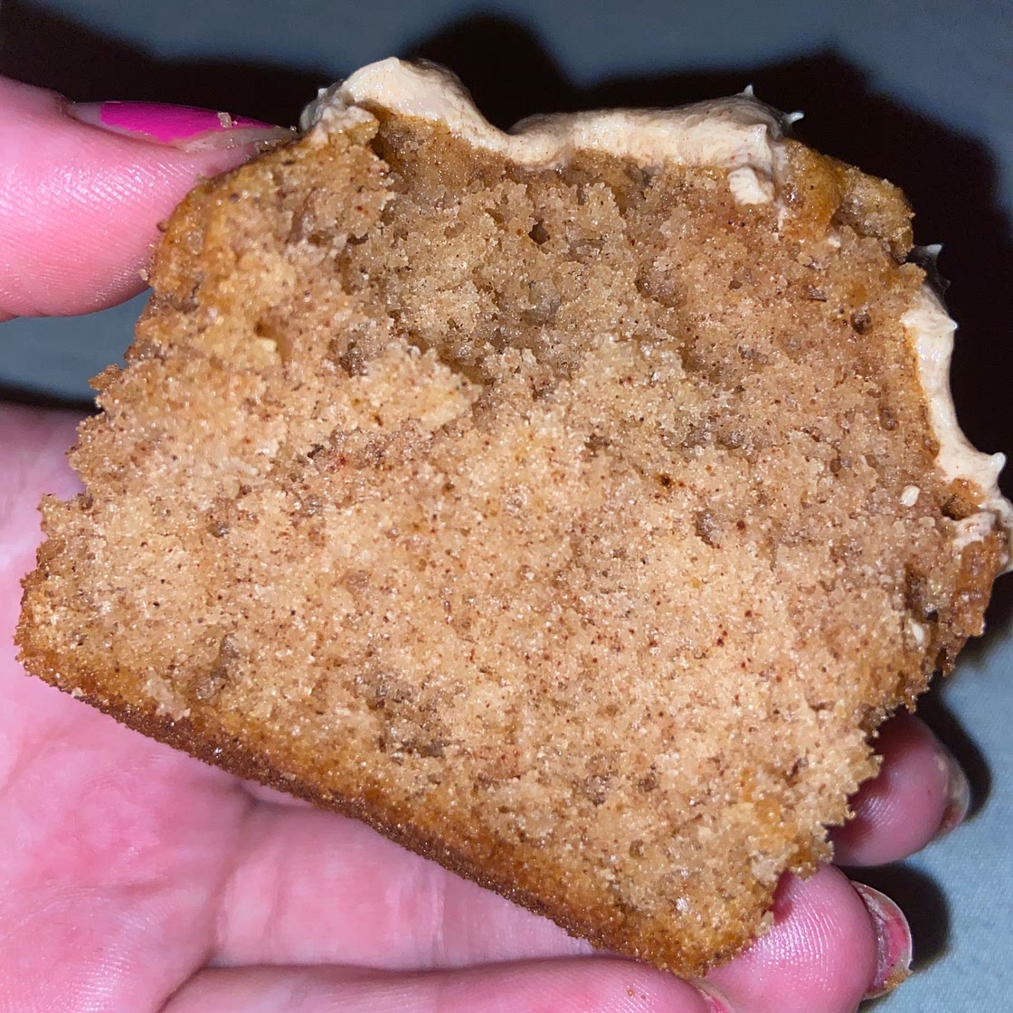 Cinnamon Cupcakes (VIDEO)