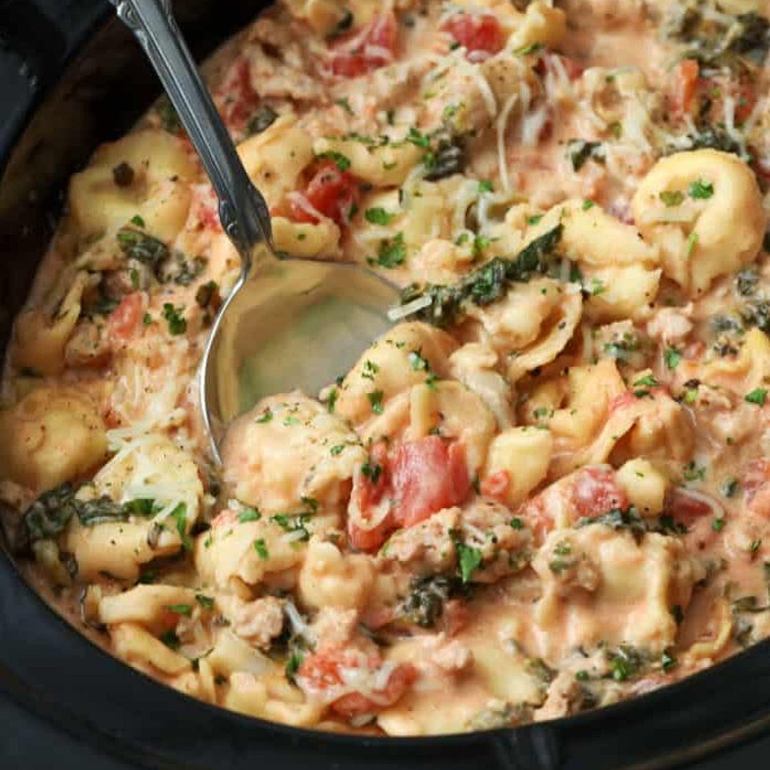 Cheesy Spinach and Chicken Tortellini