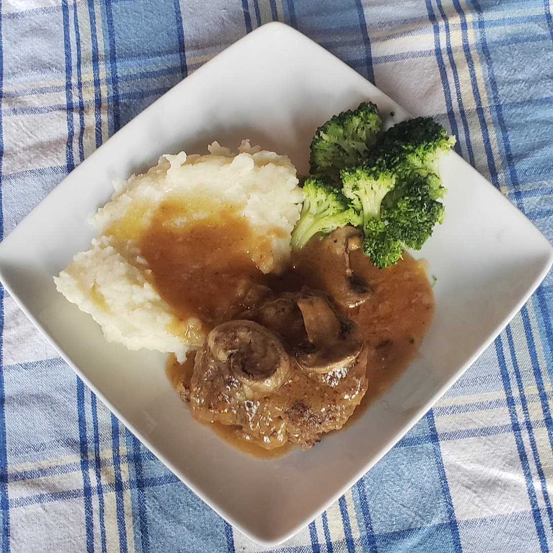 Salisbury Steak w/ Gravy