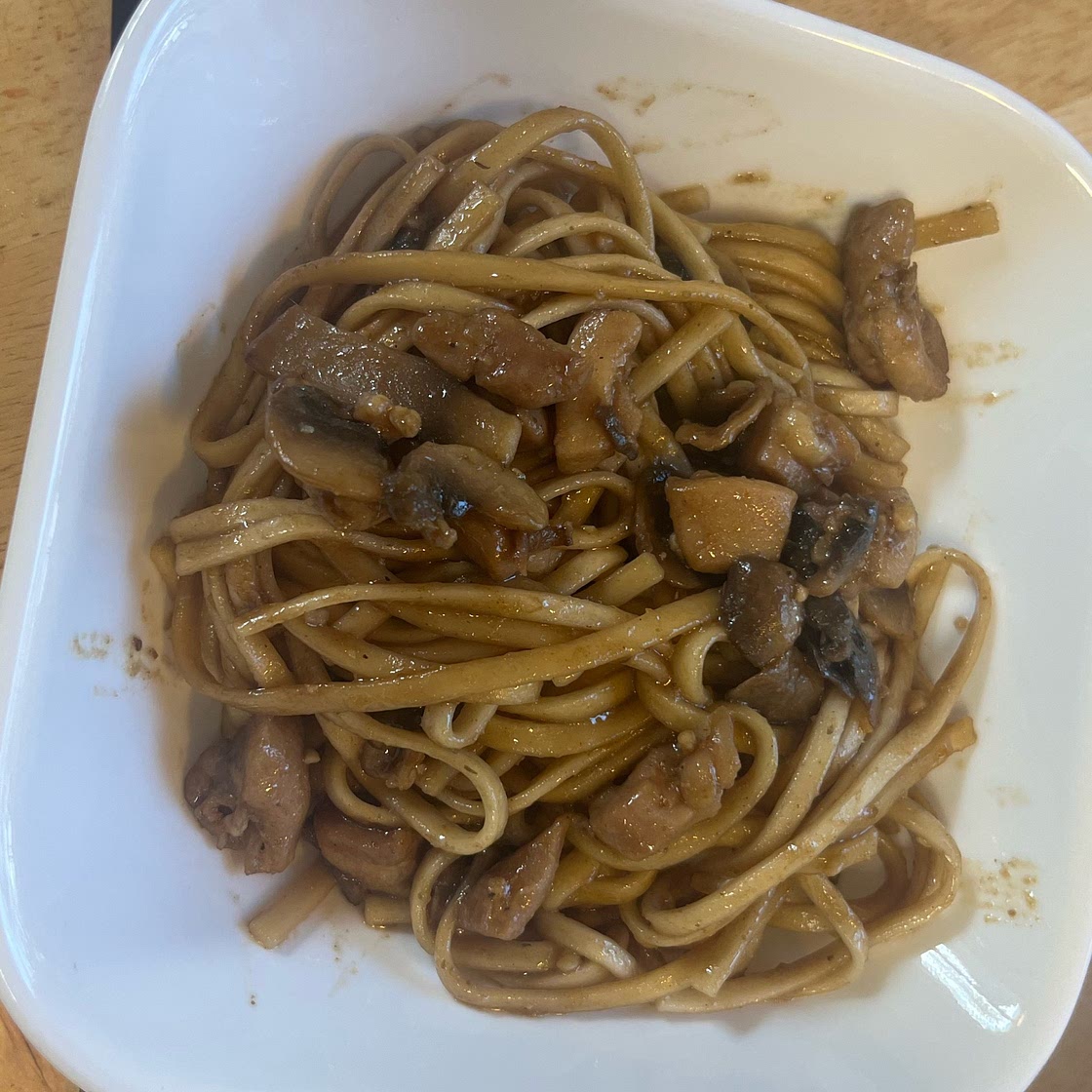 Hoisin udon with chicken & mushrooms
