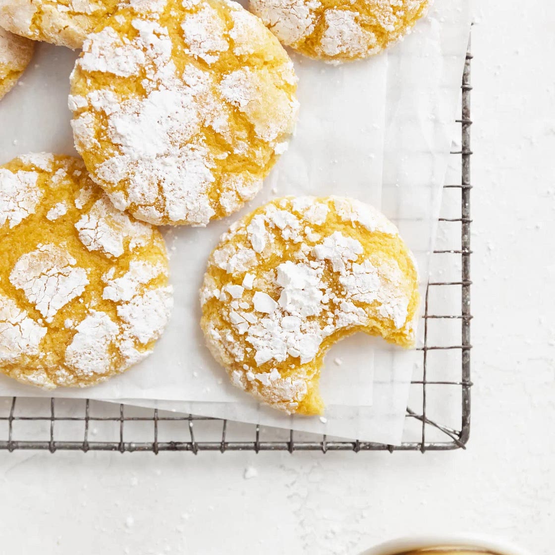 Lemon crinkle cookies 