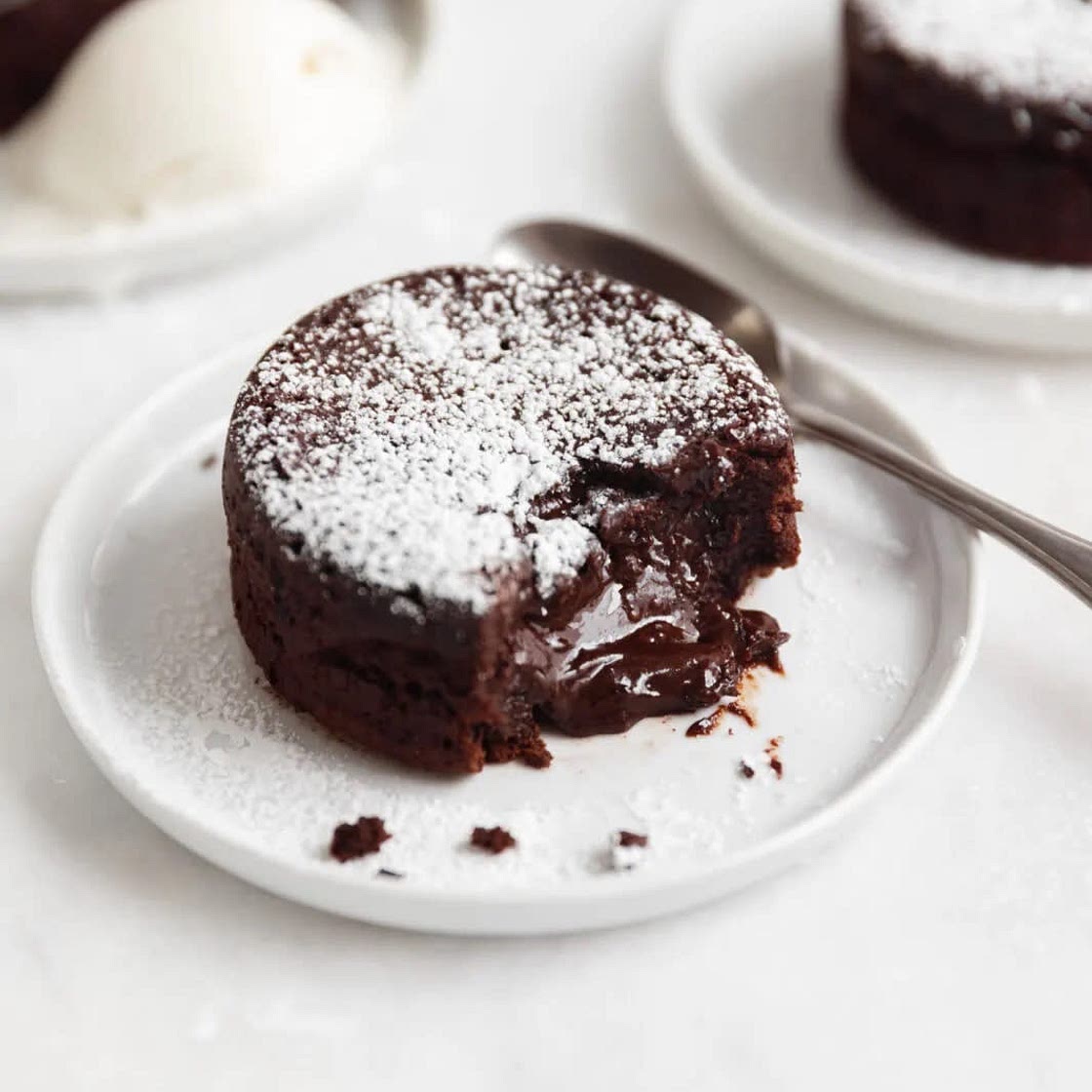 Molten lava cakes
