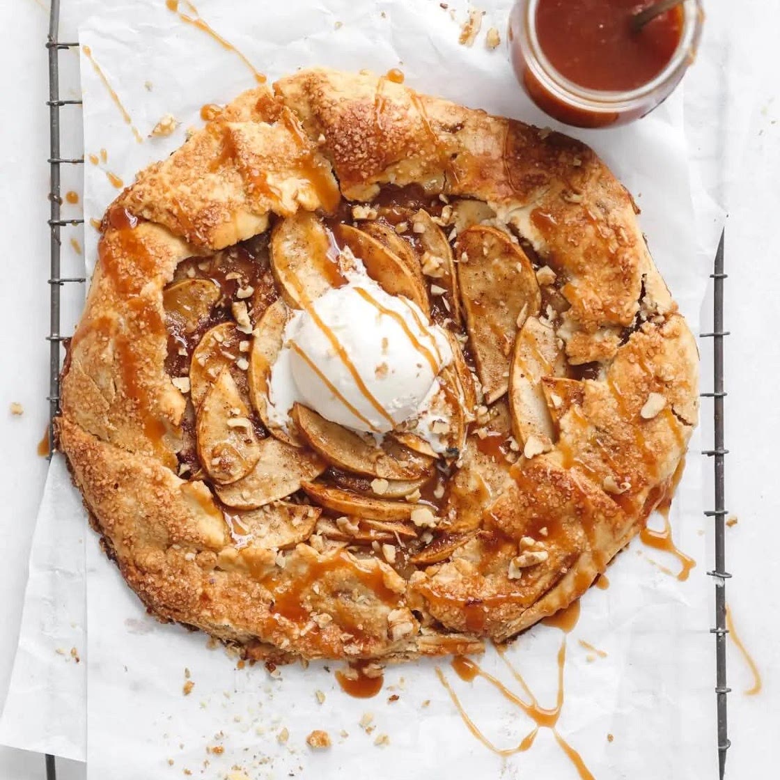 salted caramel apple galette 