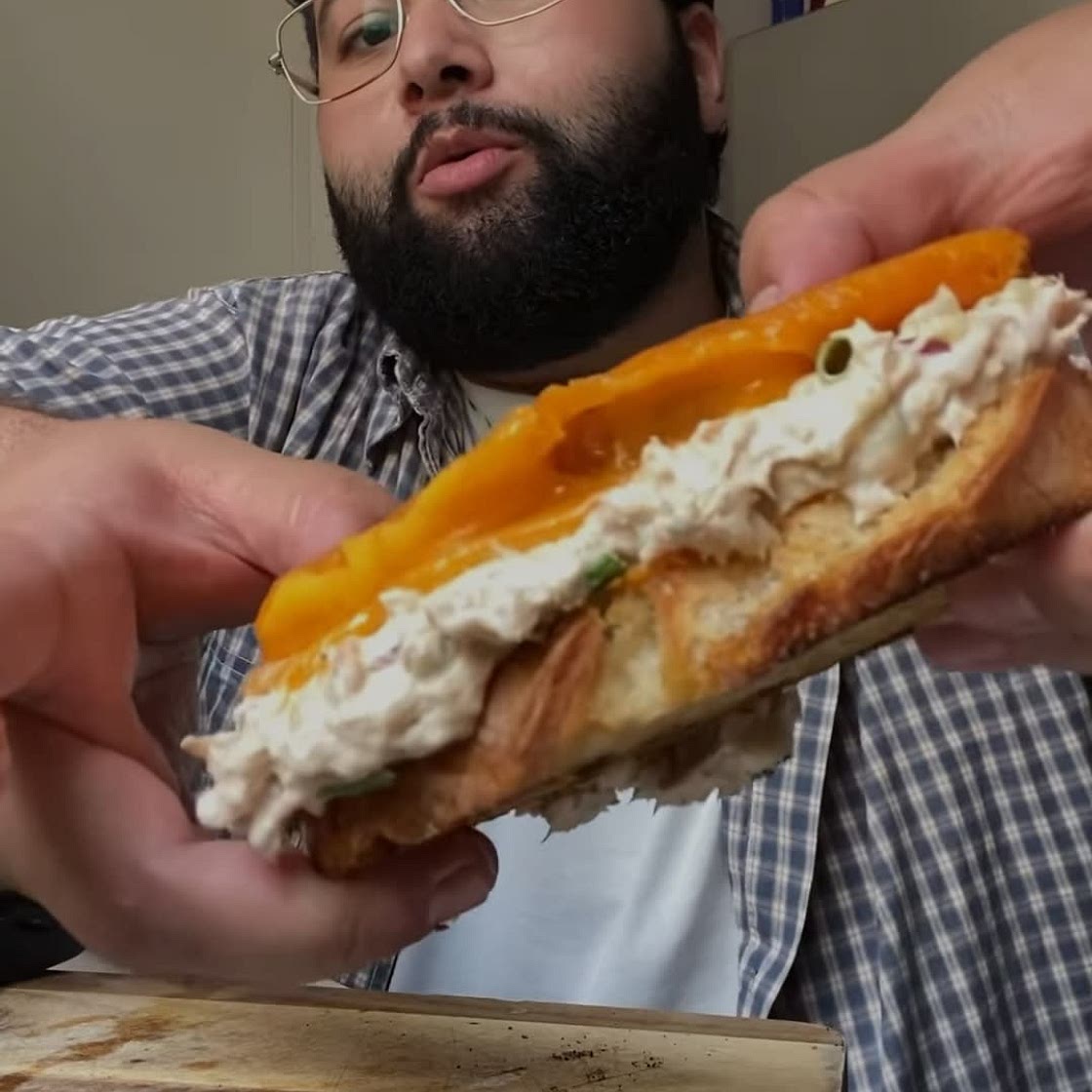 Sandwich thon cheddar