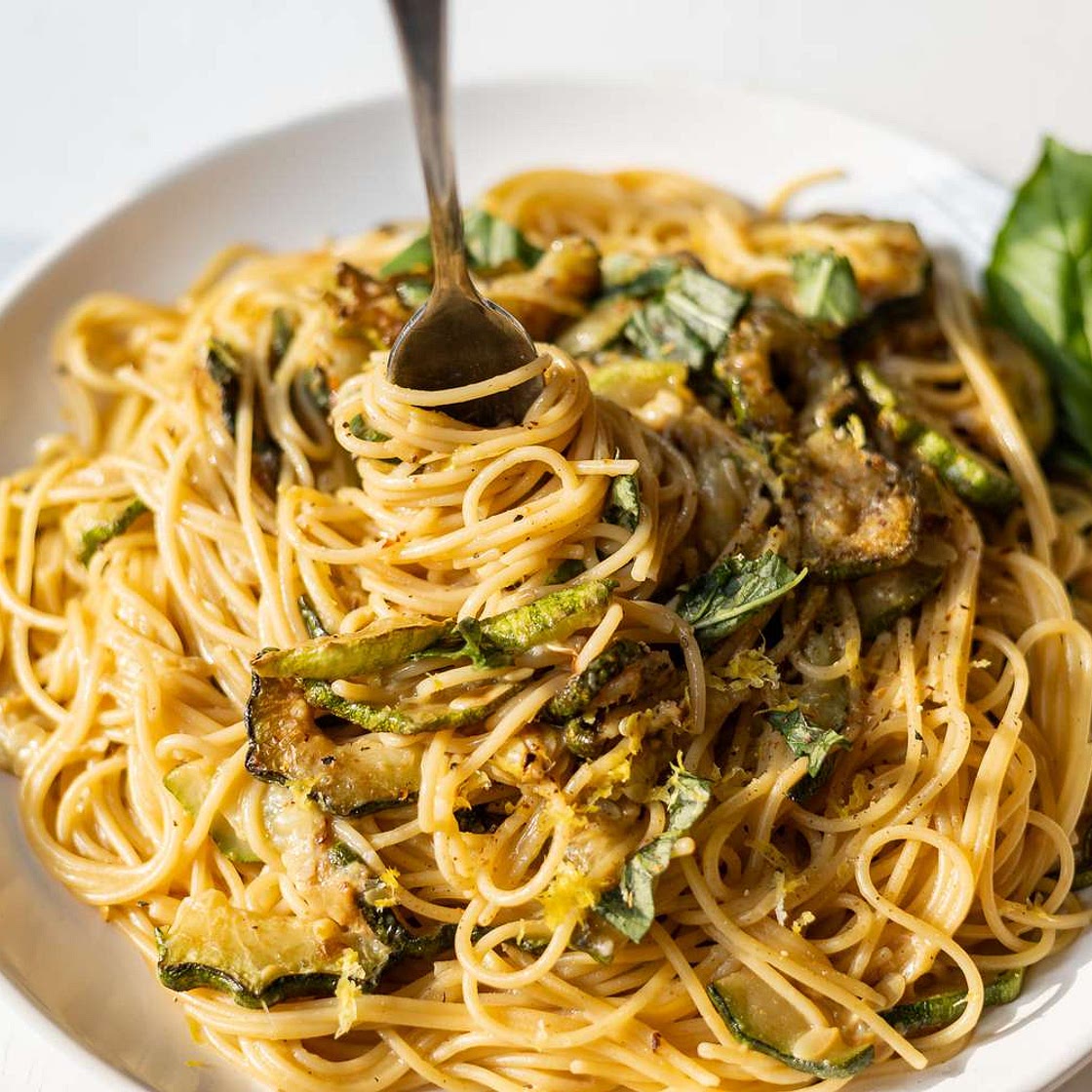 Stanley Tucci’s Pasta With Zucchini Is the Ultimate Summer Dinne