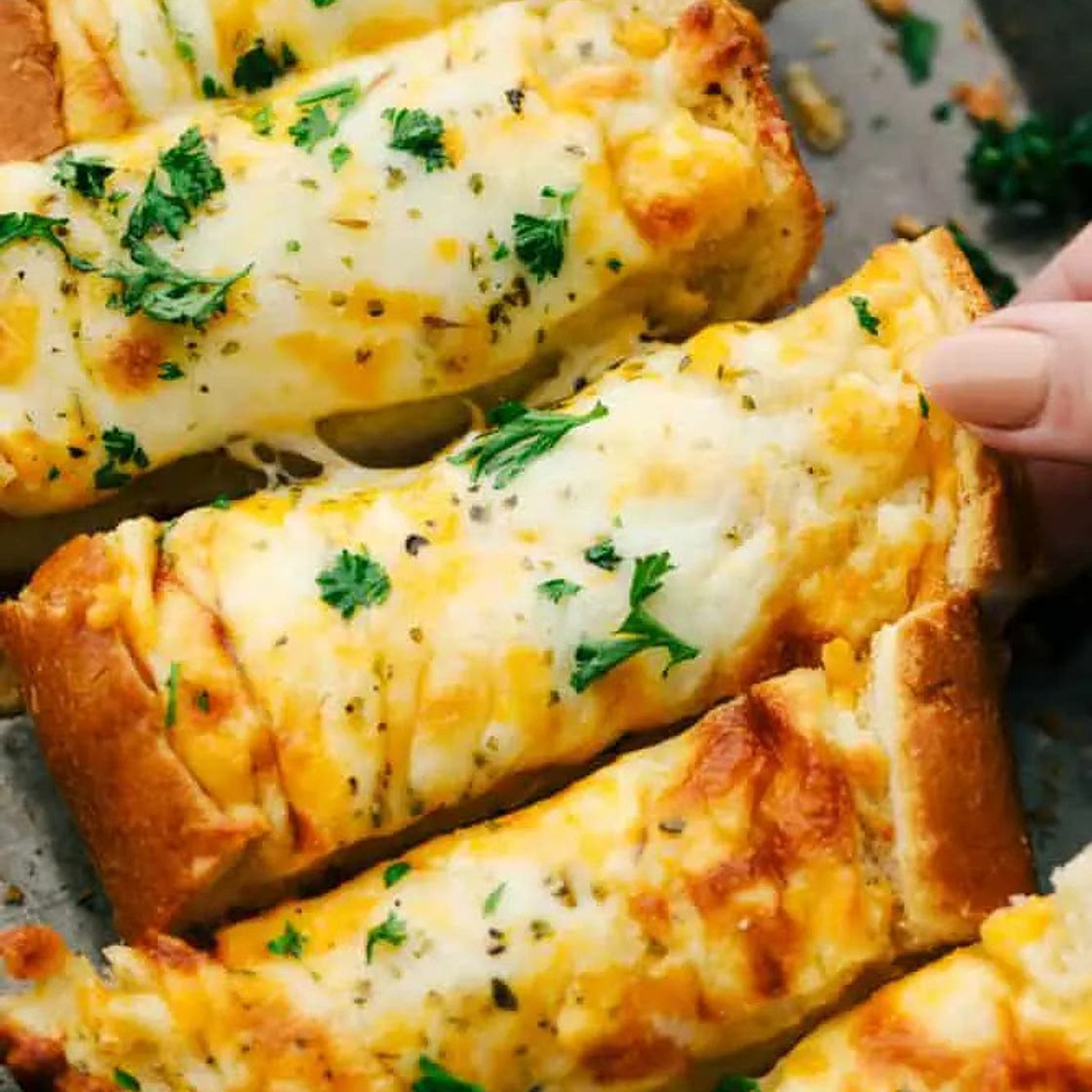 Cheesy Garlic Bread Recipe