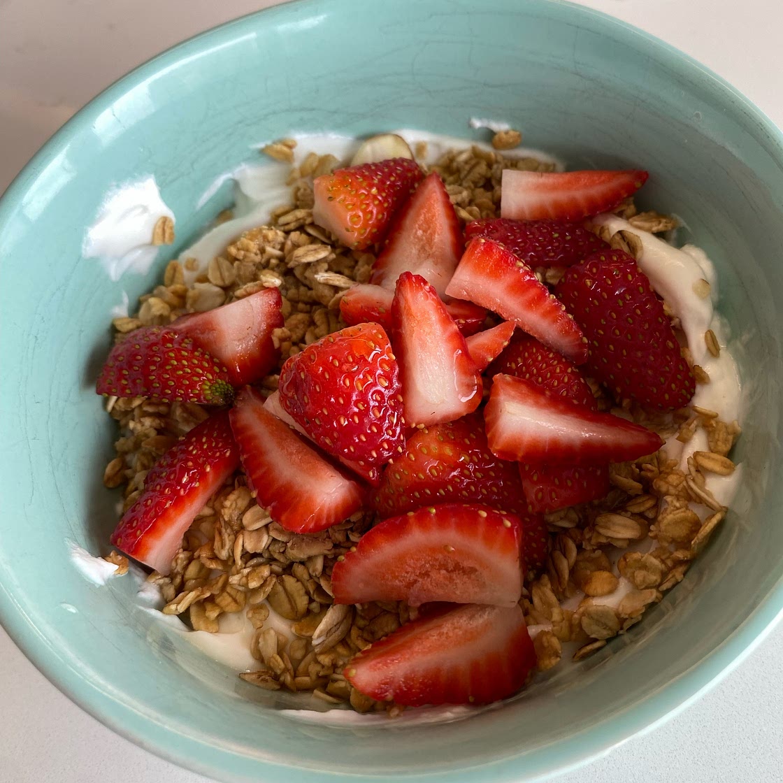 Spinach Omelette with a side of yogurt and granola