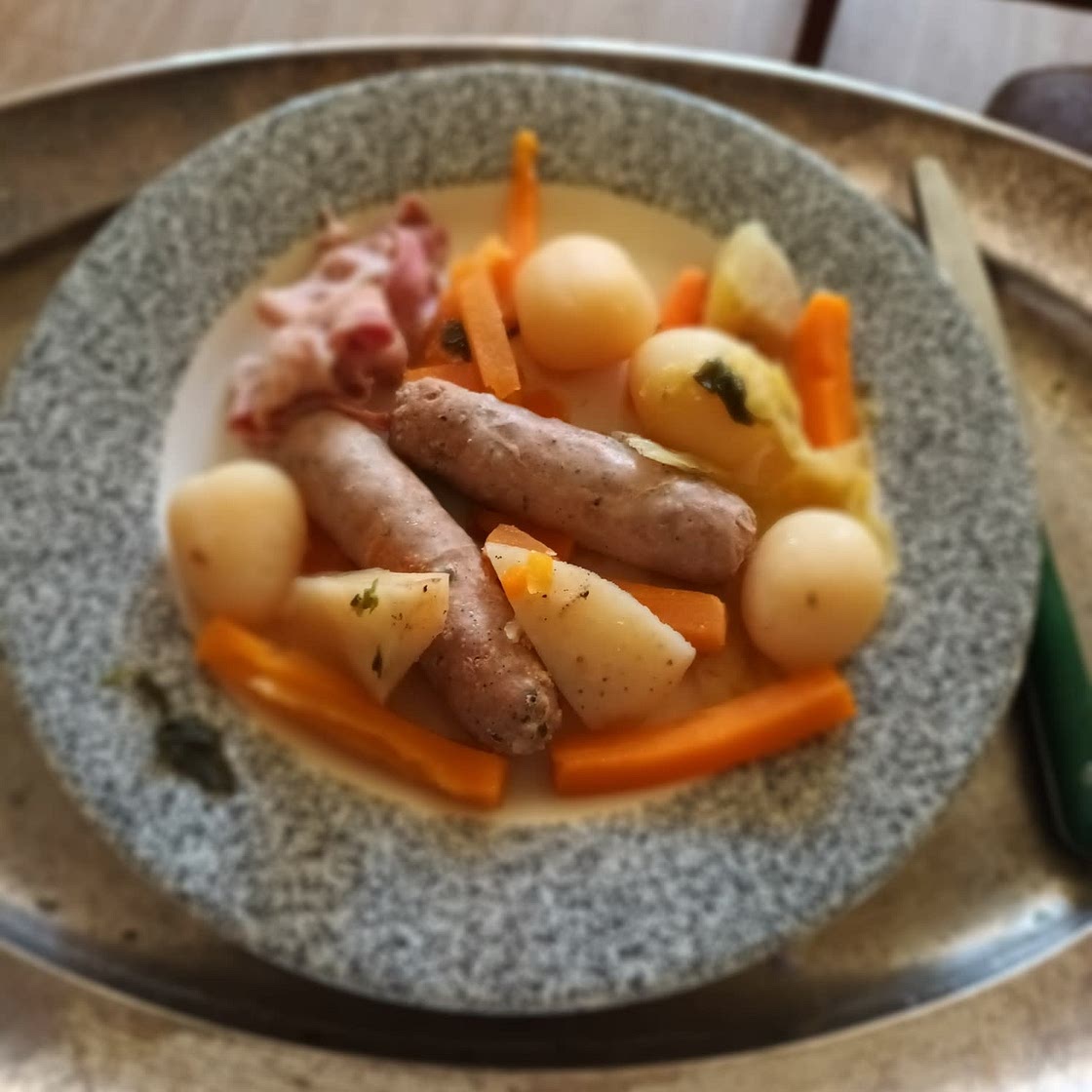 Pote borgoñón