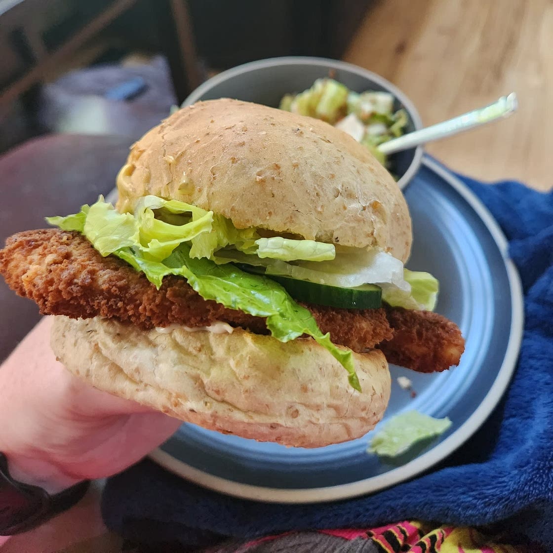 Savoury sandwich rolls (egg-free) bread machine
