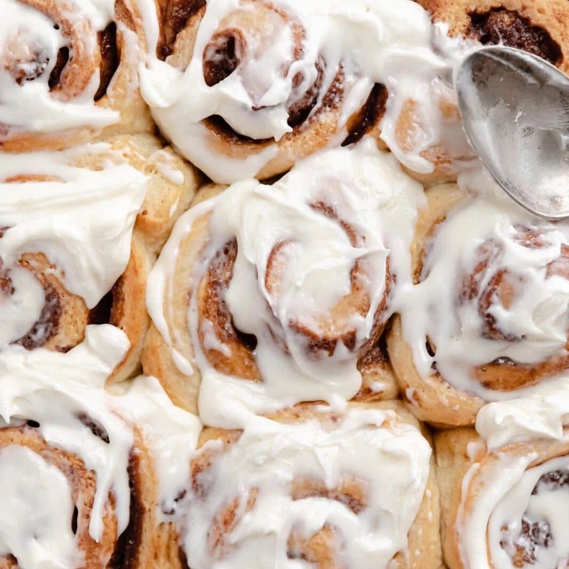 Gingerbread cinnamon rolls 