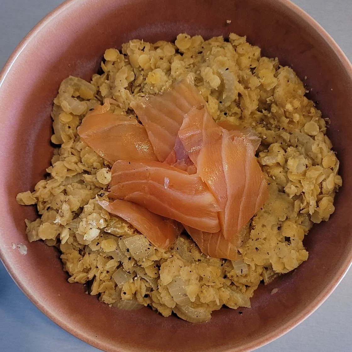 Poêlée DE LENTILLES AU SAUMON ET LAIT DE COCO