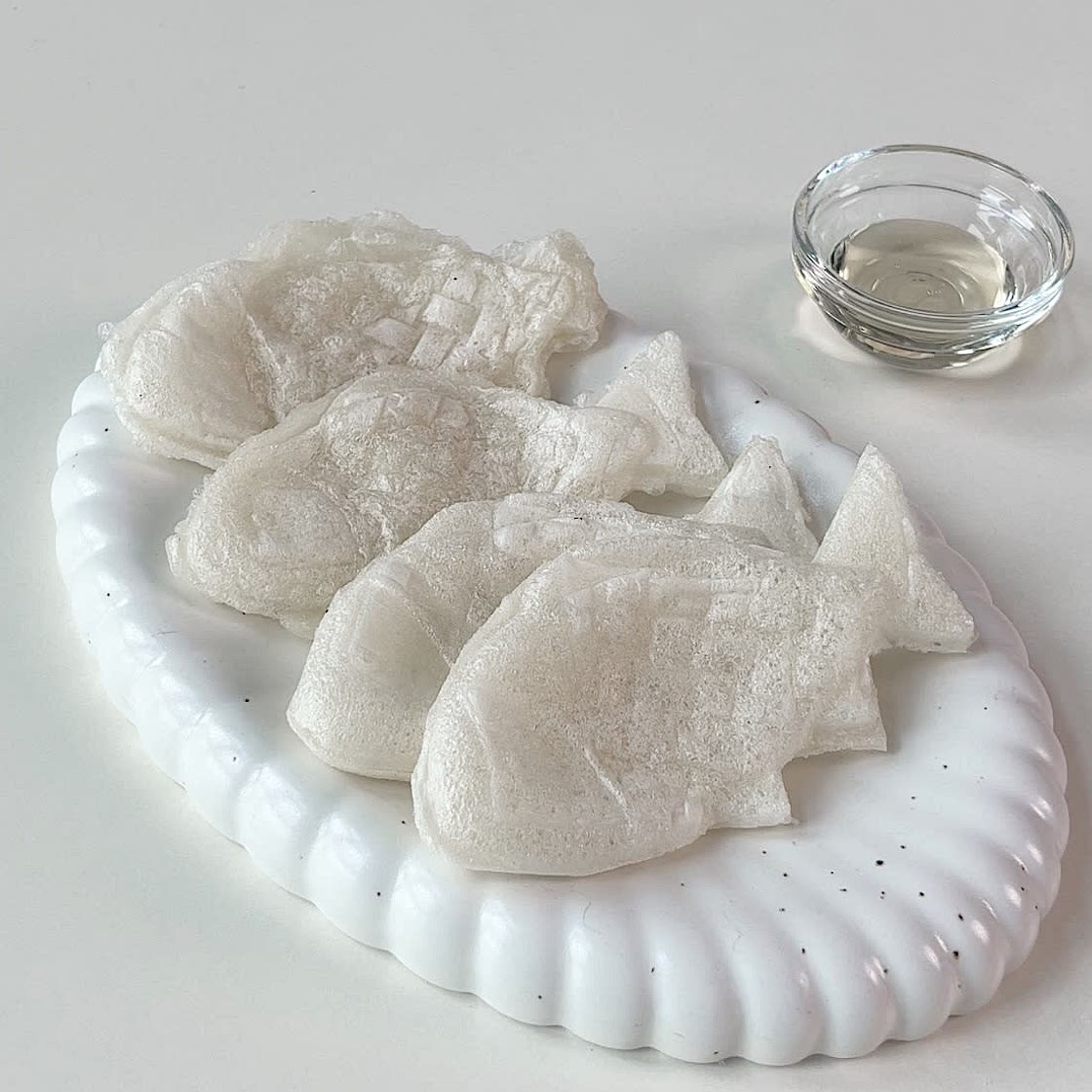 Fish shaped mochi (aka Boongeo tteok)