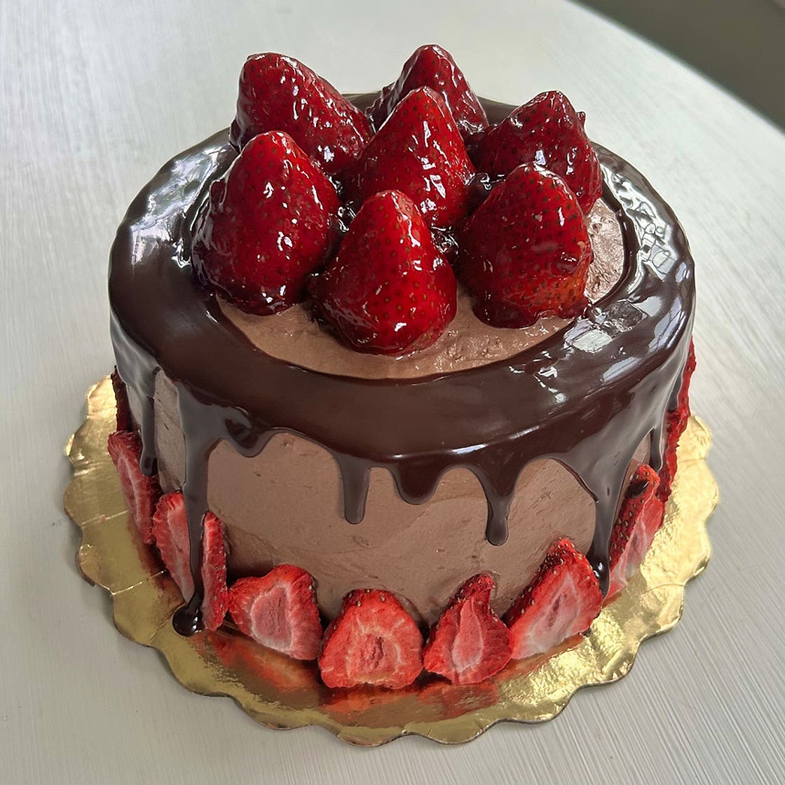 Strawberry Chocolate Cake