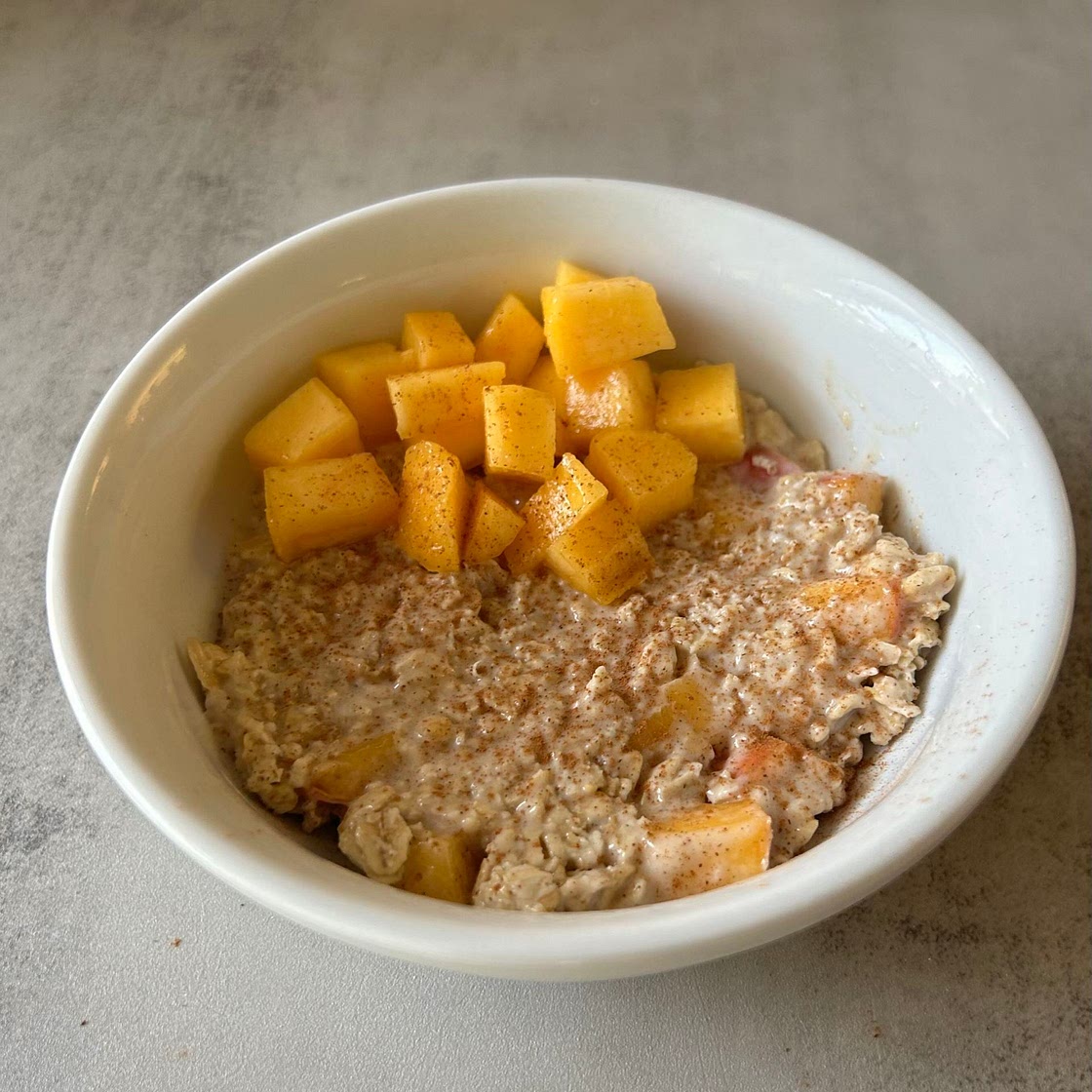 Peach Cobbler Overnight Oats