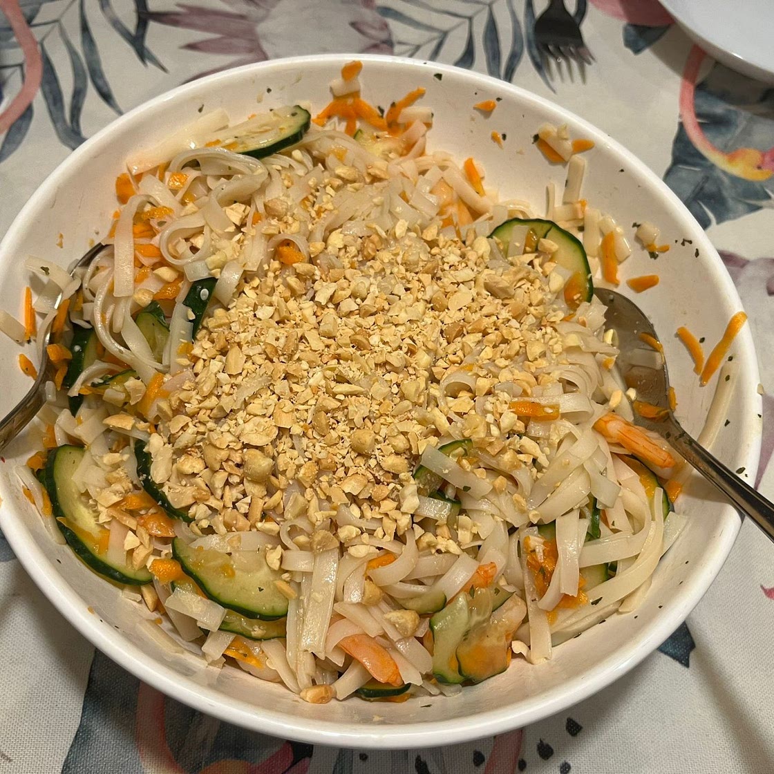 Rice Noodle Salad with Shrimps