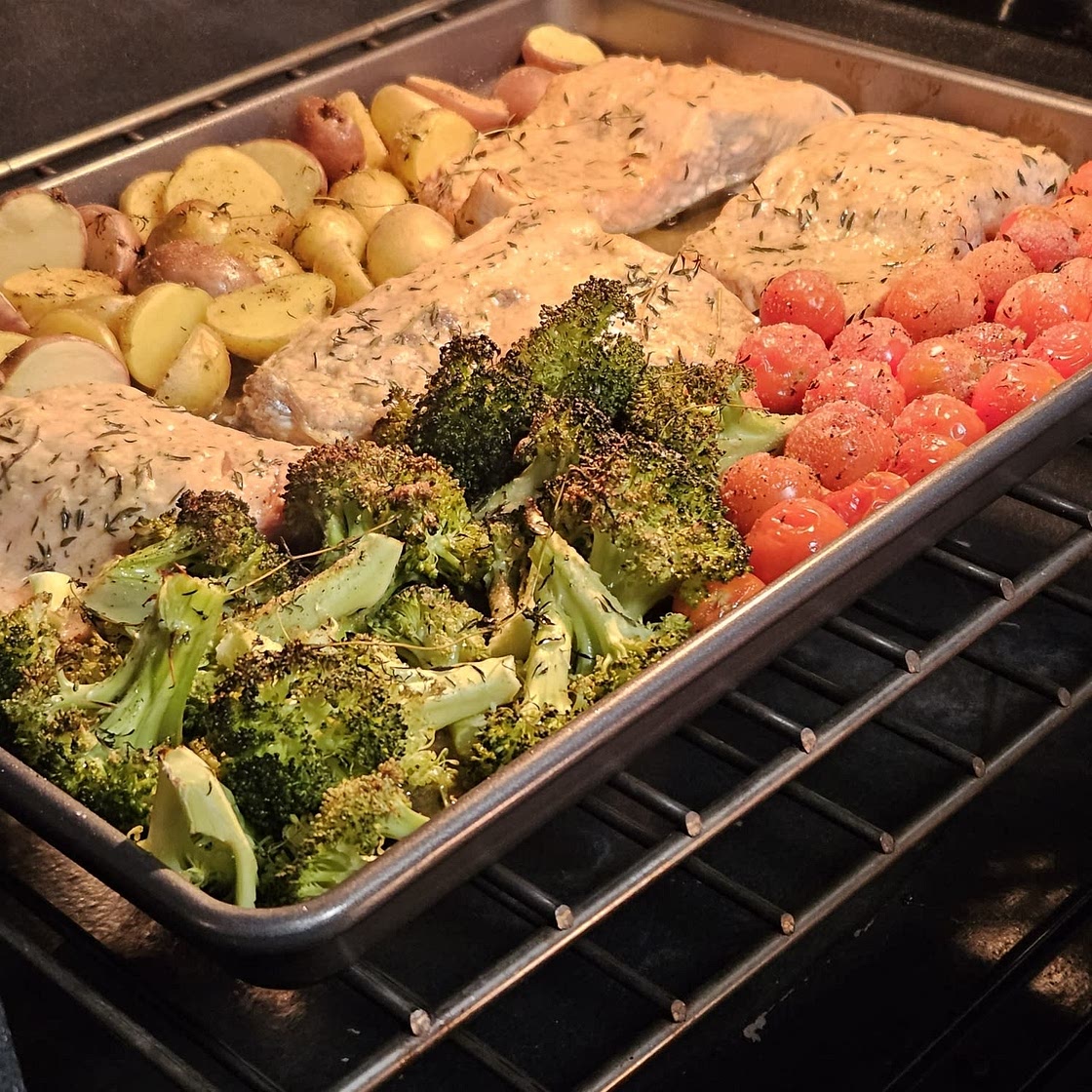 Sheet Pan Salmon and Veggies