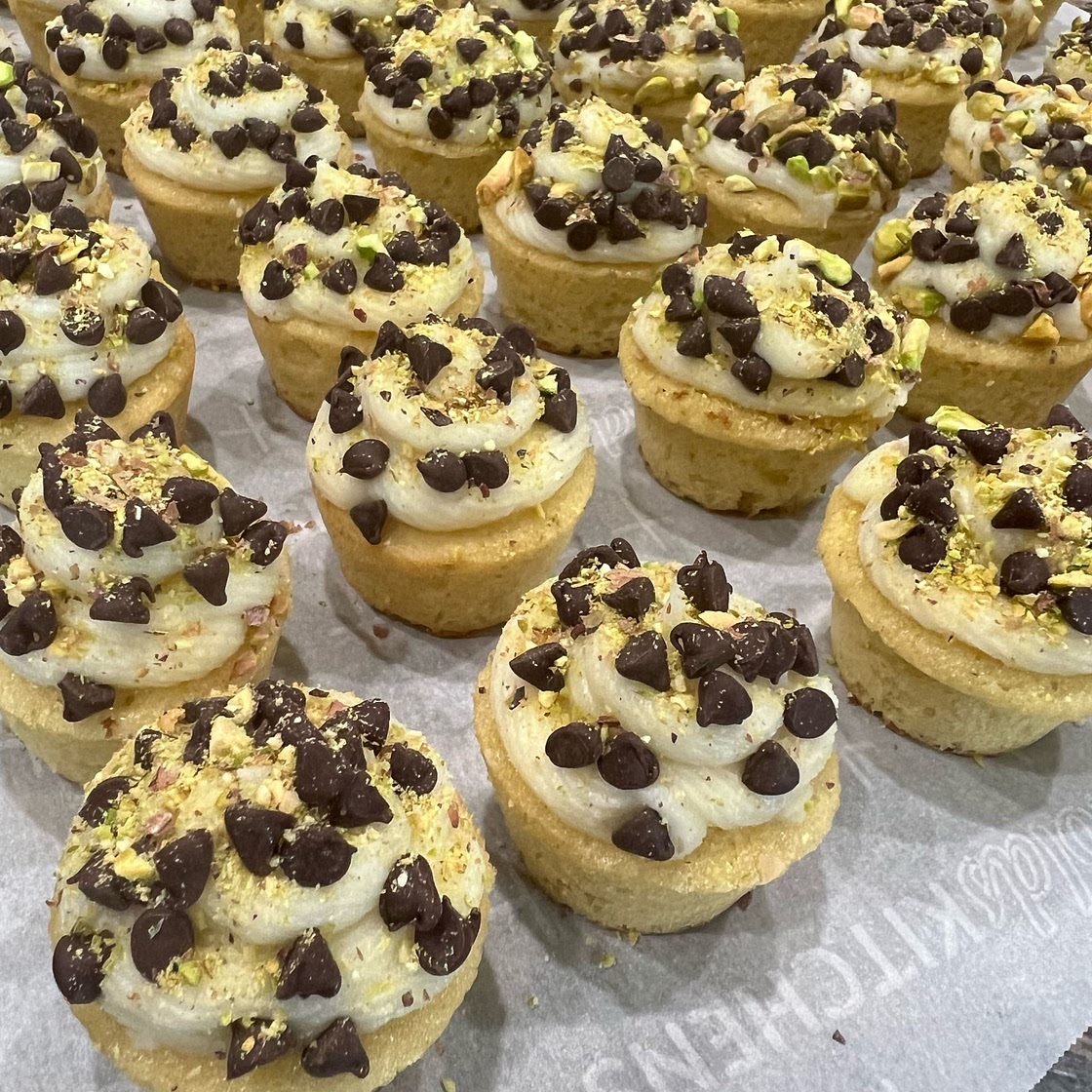 Cannoli Cupcakes