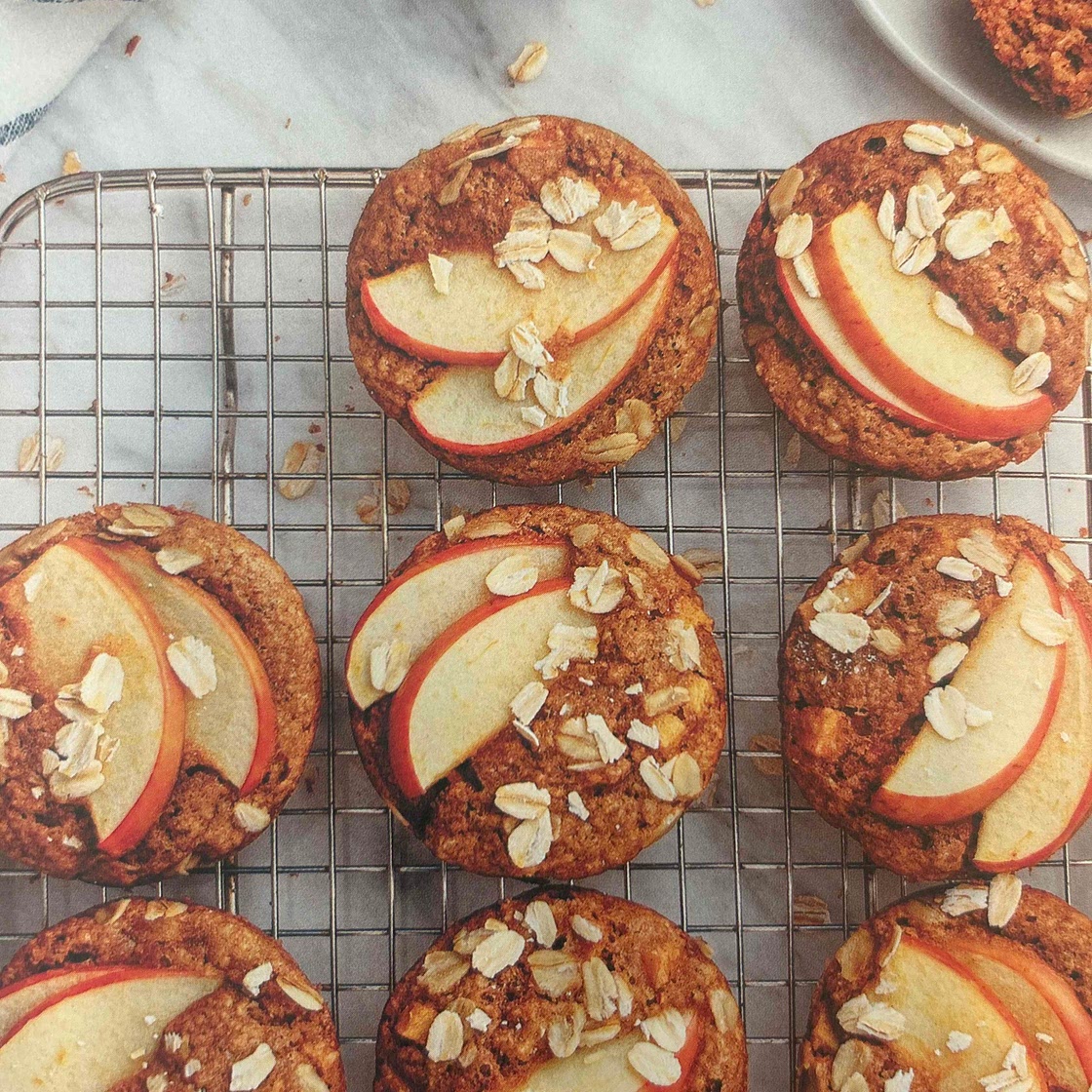 Apple Cinnamon Oat Muffins