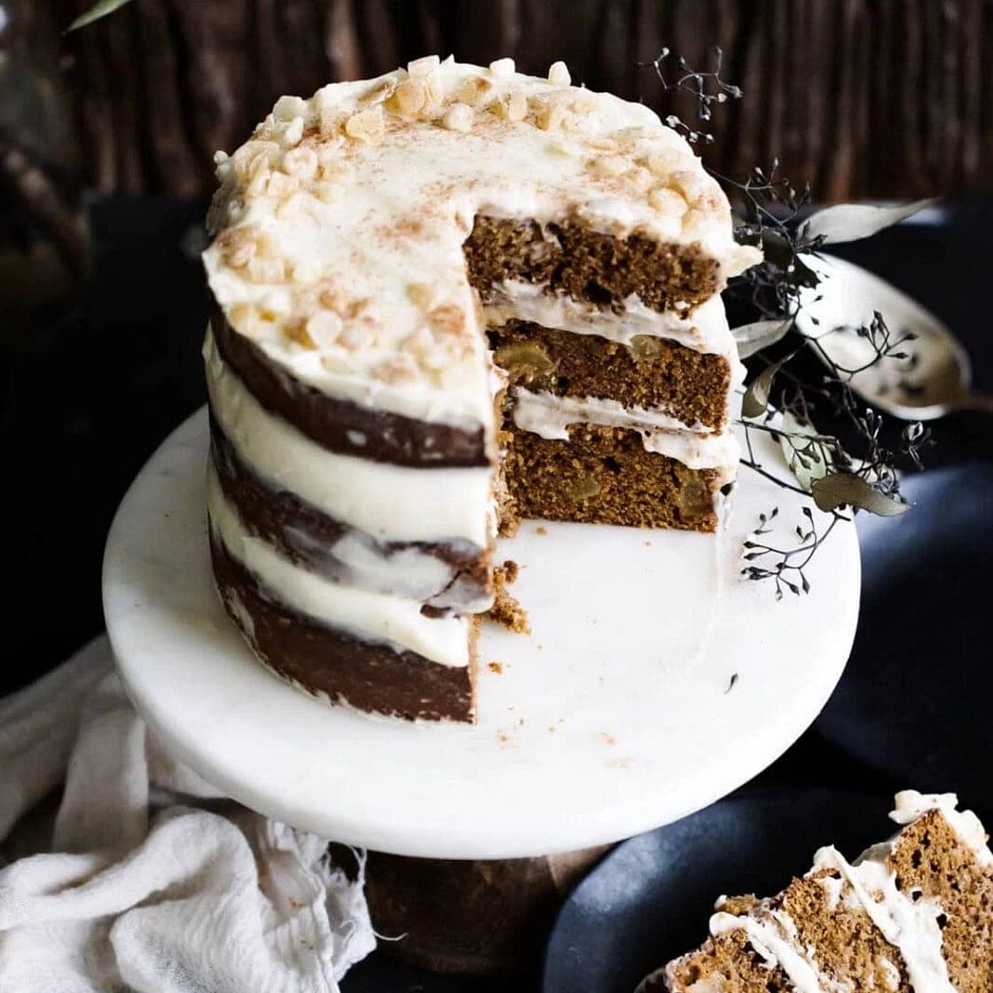 Ginger molasses cake 