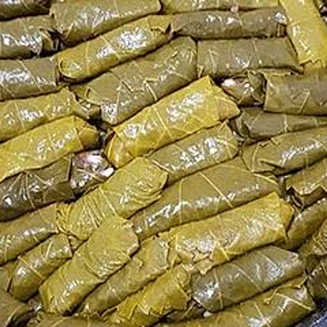 Aprach (gefüllte Weinblätter)