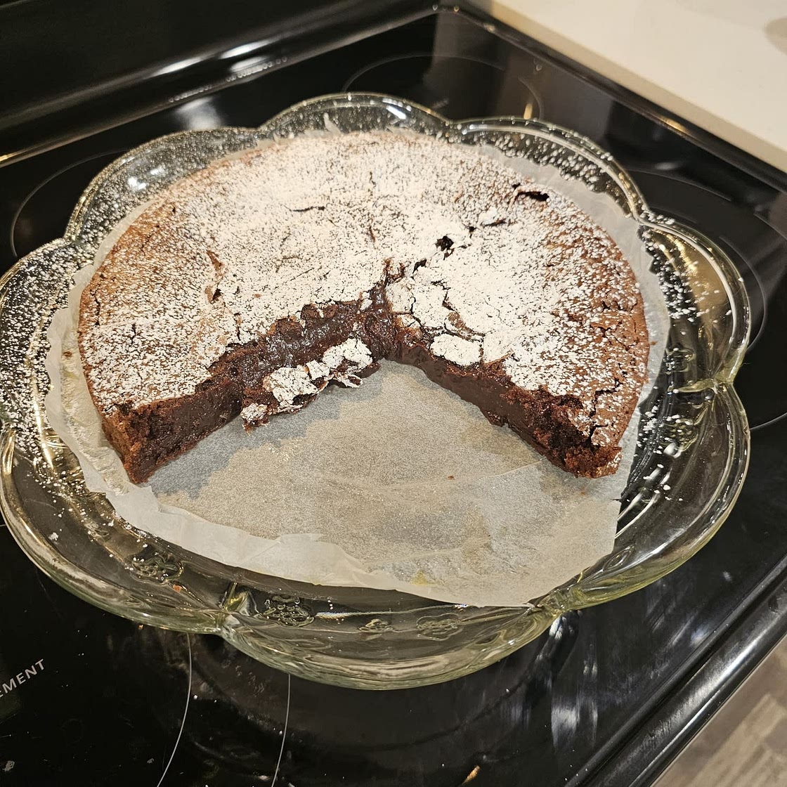 6-ingredient Gooey Swedish Chocolate Cake (Kladdkaka)