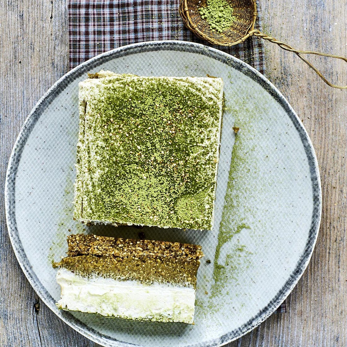 Tiramisu vegan au matcha et lait de coco