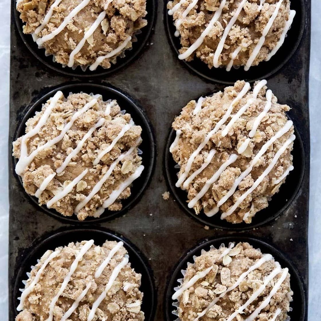 Apple crisp muffins 