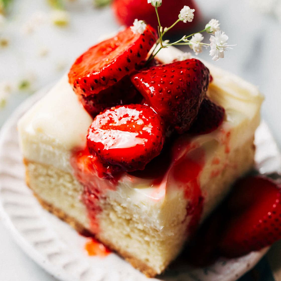 Strawberry shortcake cheesecake bars