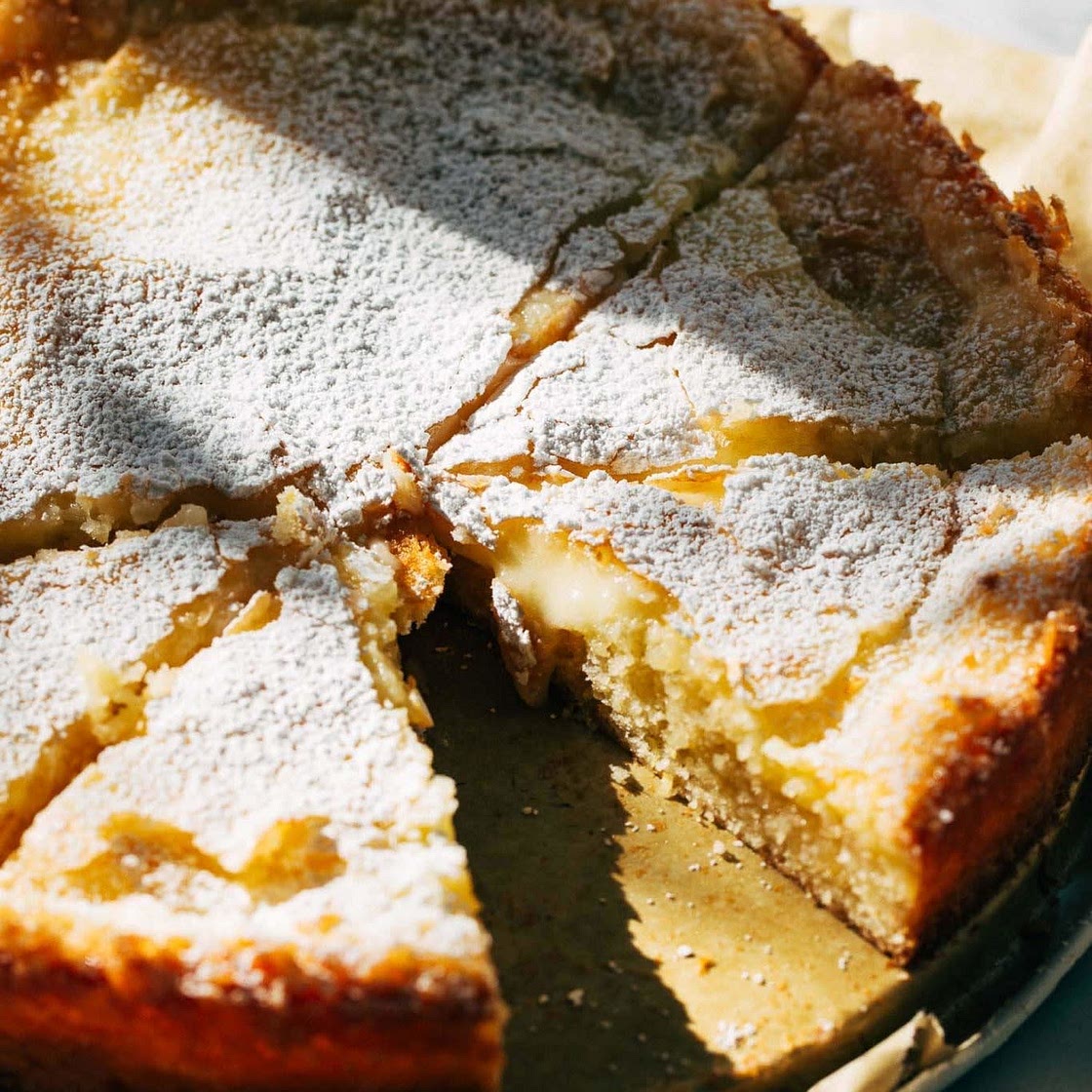 Gooey lemon butter cake 