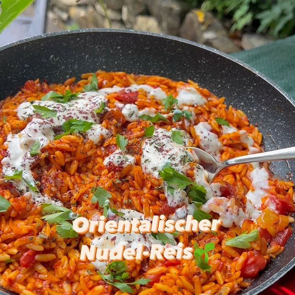 Orientalischer Nudel-Reis
