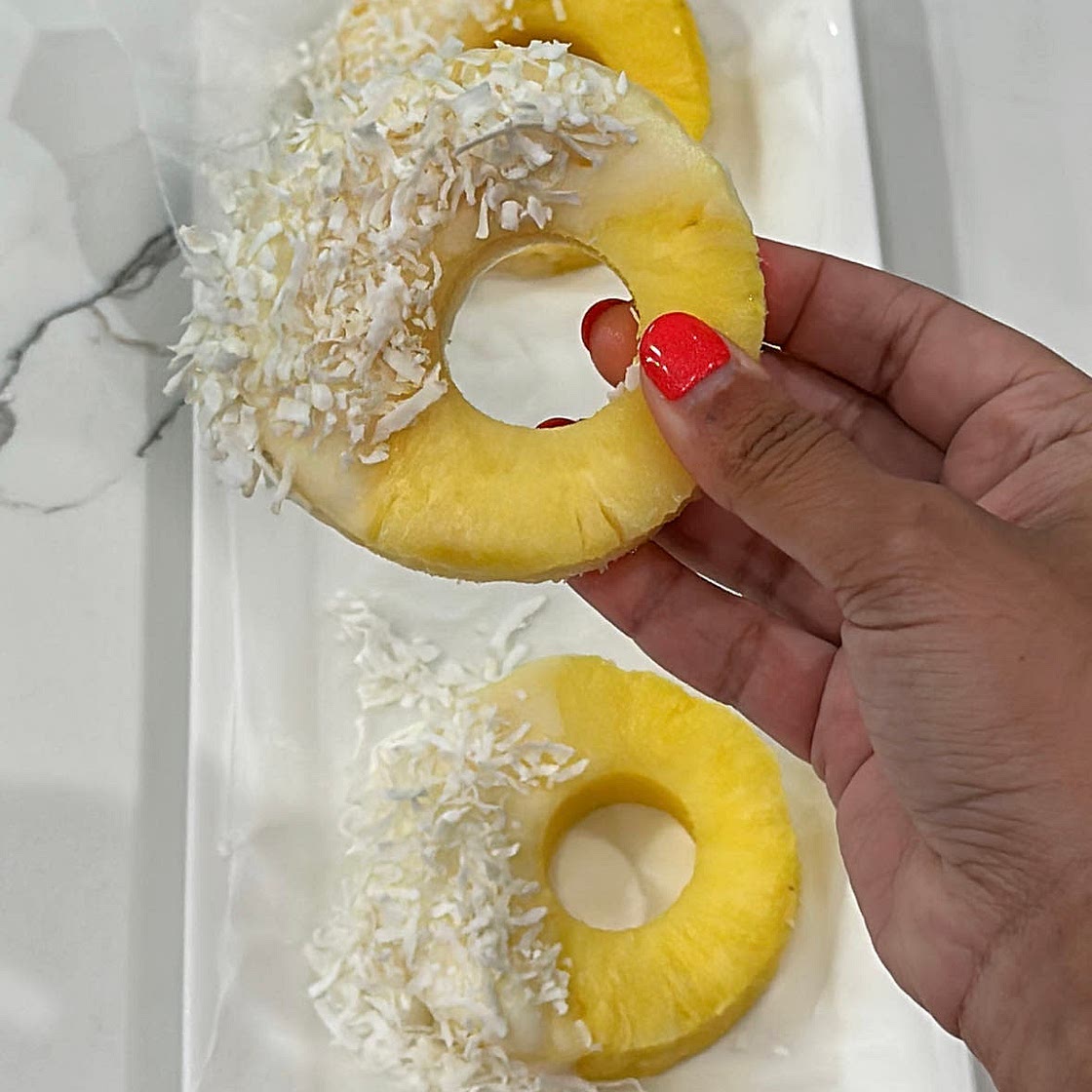 Piña colada rings