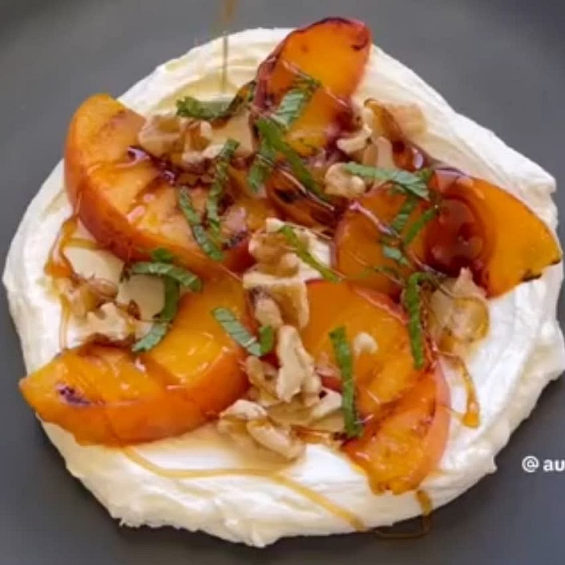Grilled peaches with wipped feta