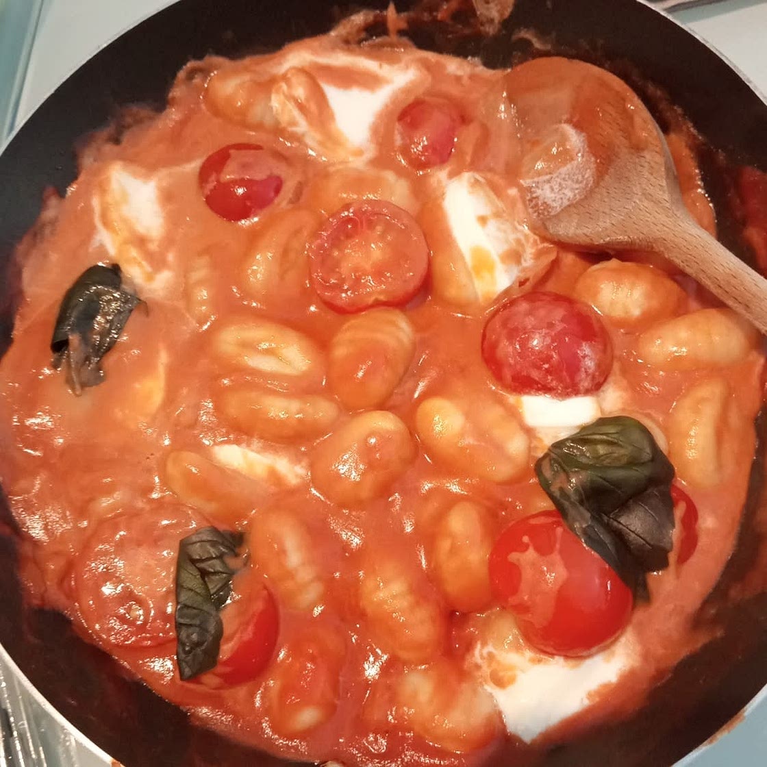 Tomato Basil Gnocchi Soup