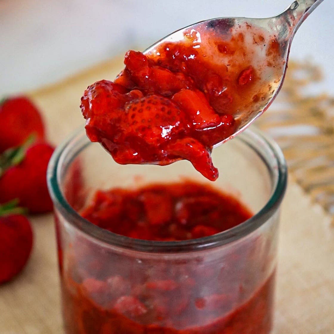 Healthy Strawberry Jam (refined sugar free)