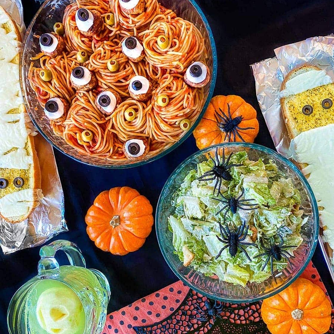 Halloween Dinner: Spaghetti and Eyeballs