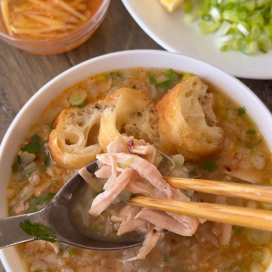 Rotisserie chicken rice porridge 