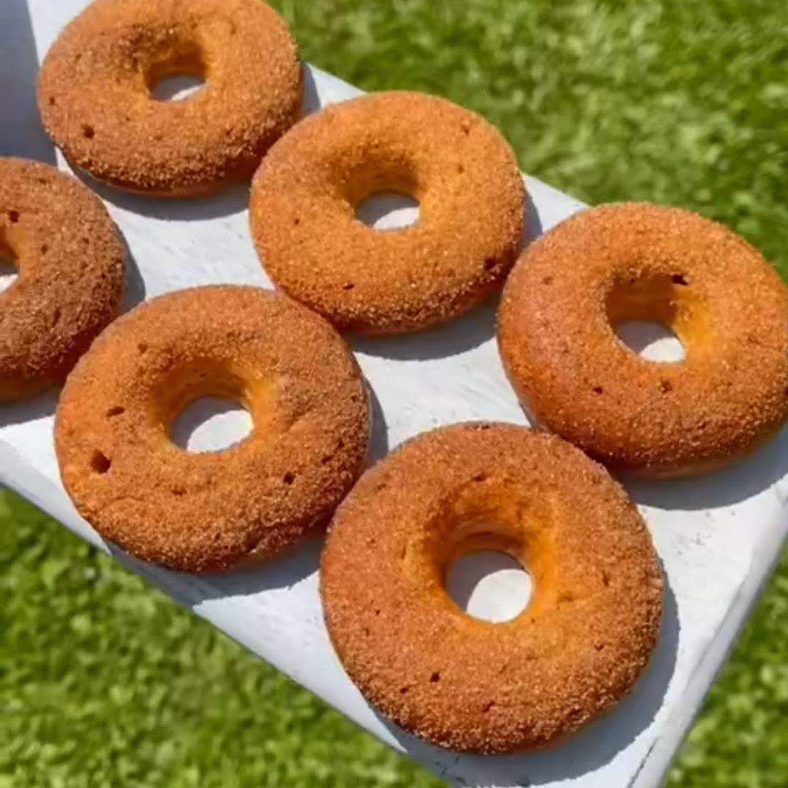 Low calorie cinnamon donuts