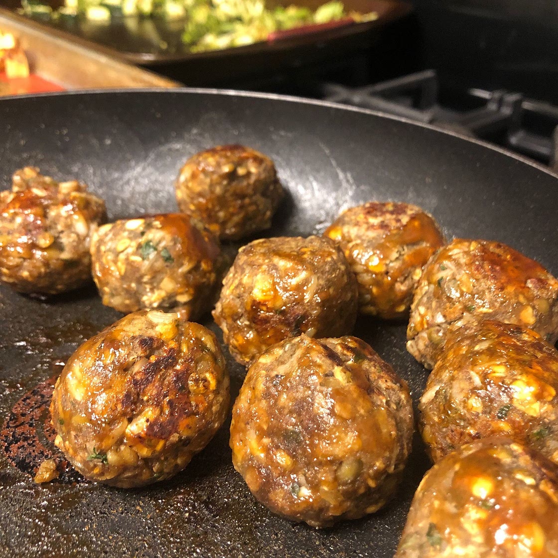 BBQ Vegan Lentil Meatballs