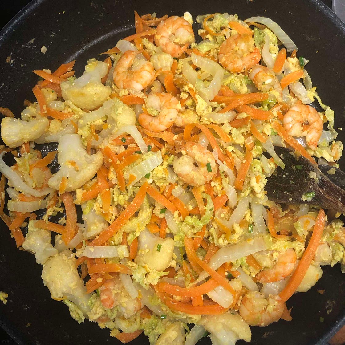 Prawns with sautéed vegetables 