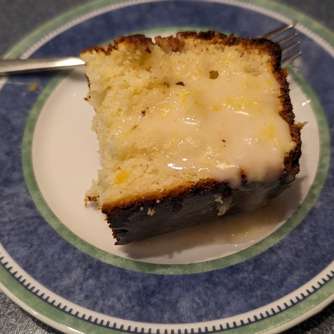 Whole lemon blender cake
