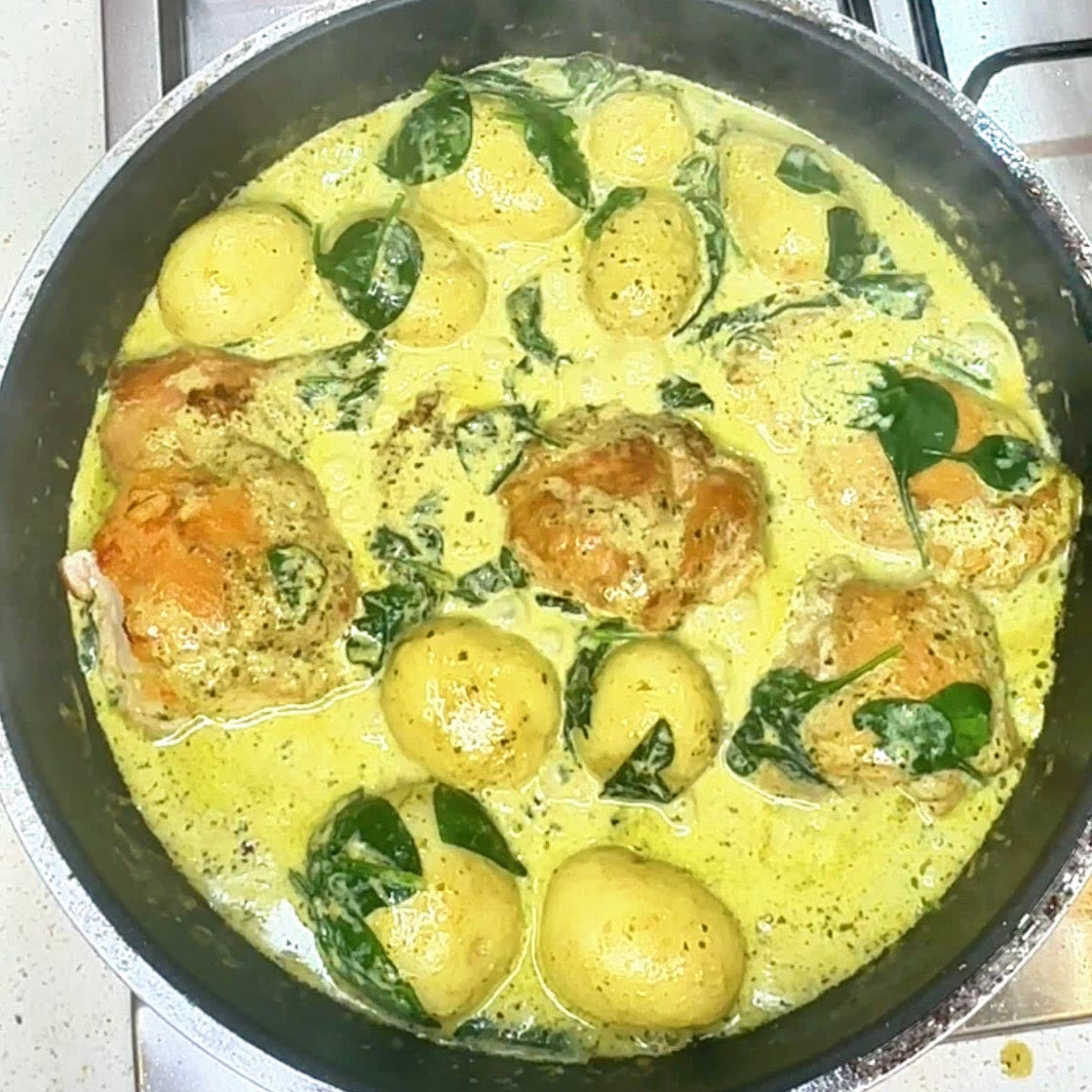 One Pan Creamy Pesto Chicken