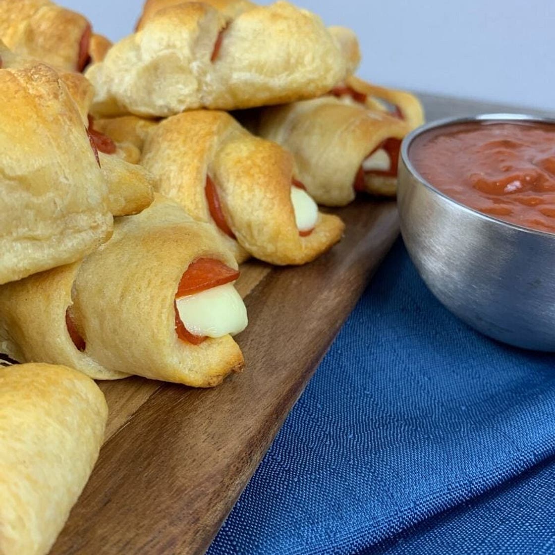 Crescent Roll Pizza