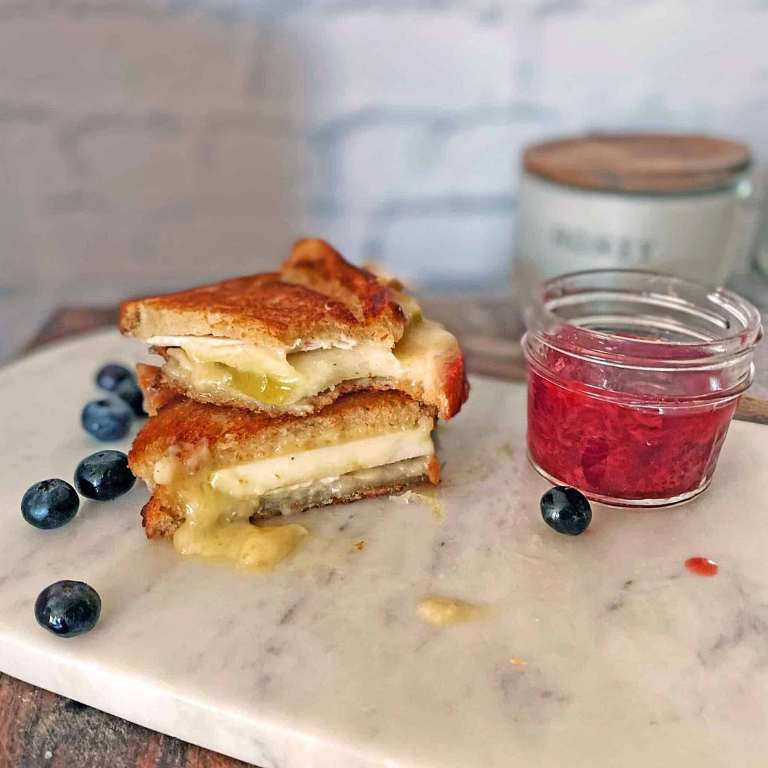 Grilled Brie Cheese