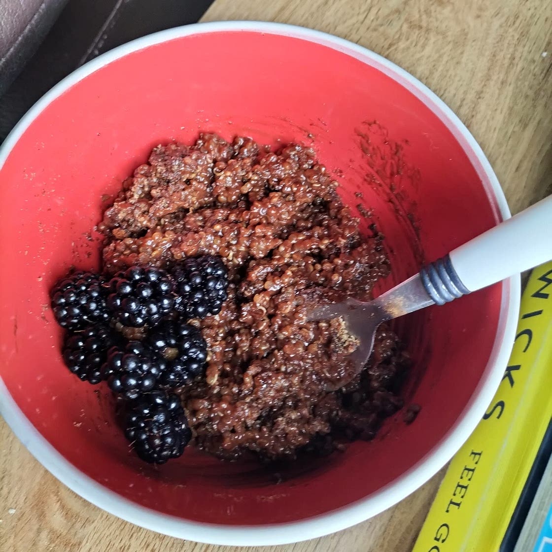 Dark Chocolate Quinoa Breakfast Bowl