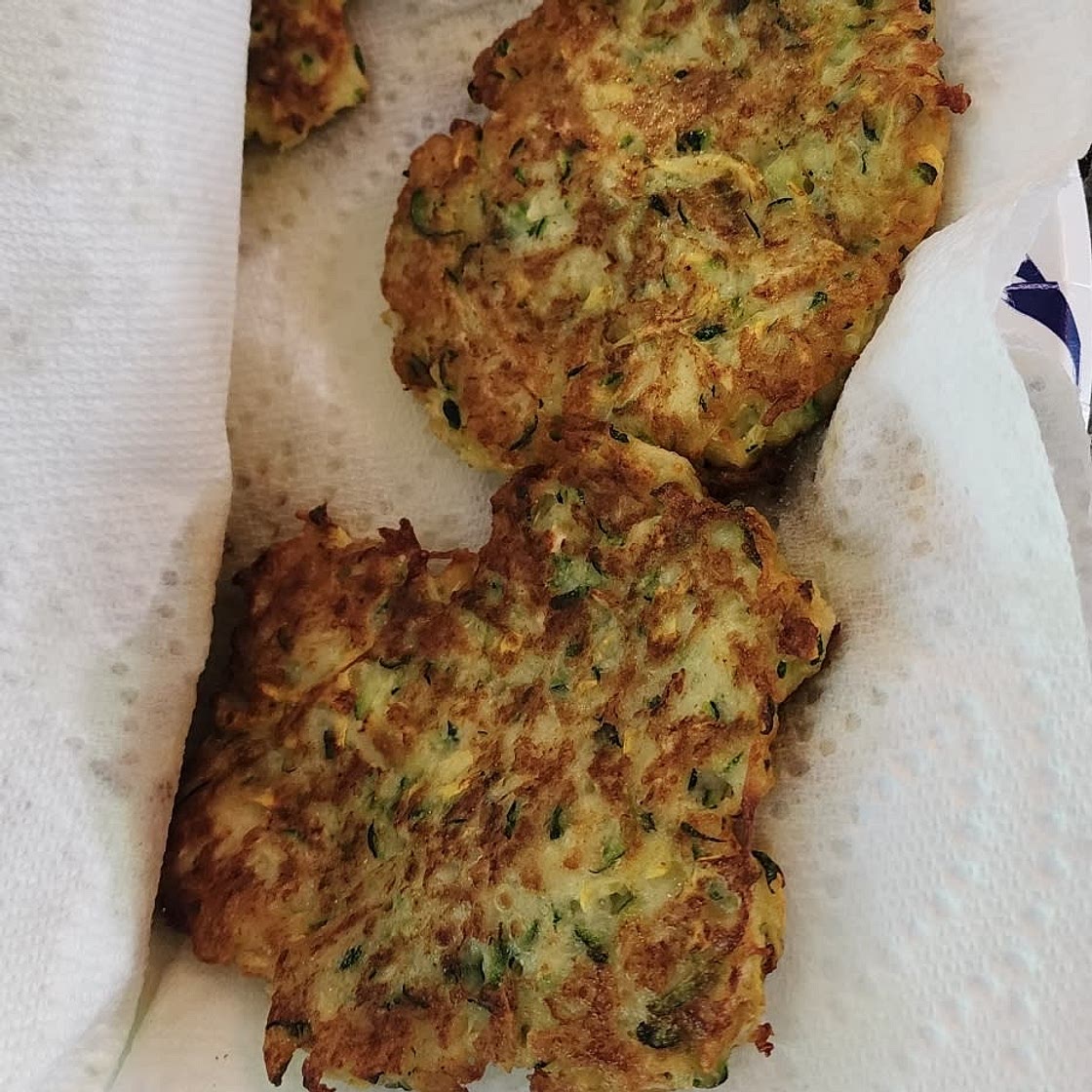 5-Ingredient Zucchini Fritters