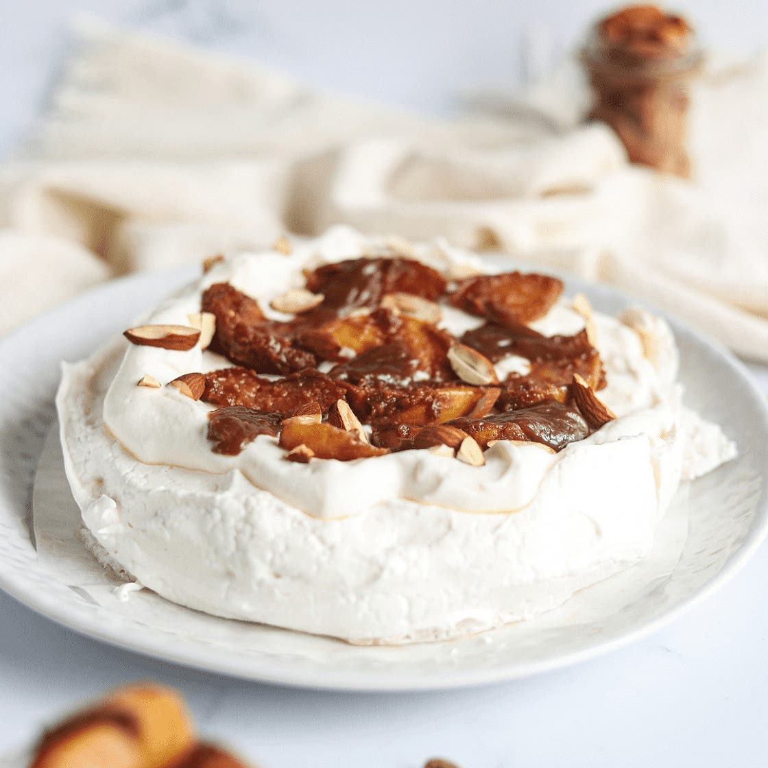 Apple Pavlova