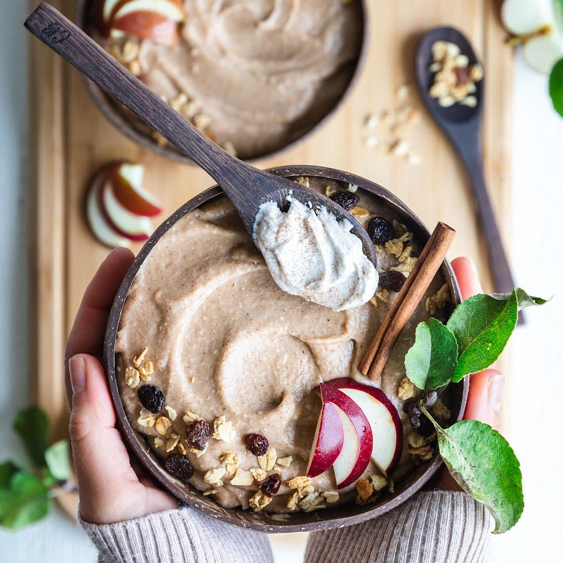 Apple Pie Smoothie Bowl (Vegan) — Vegetafull by Carol