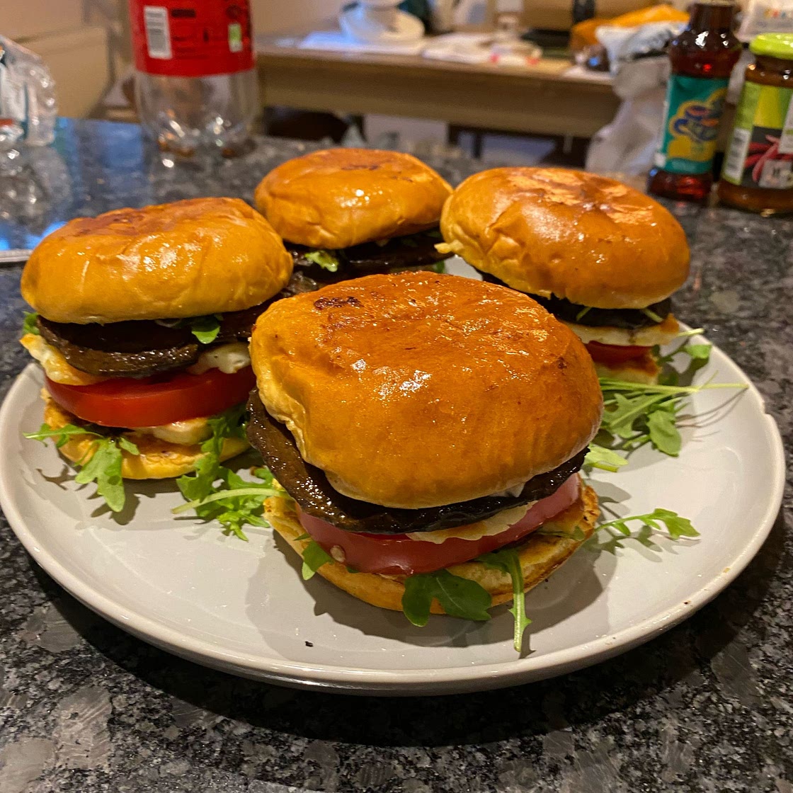 Miso mushroom & halloumi burgers