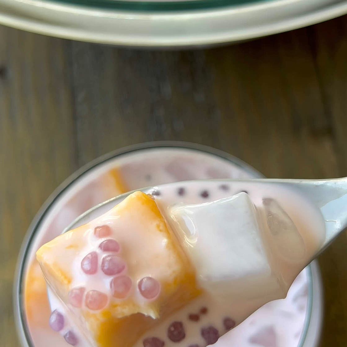 Mango Bango with UBE sago 